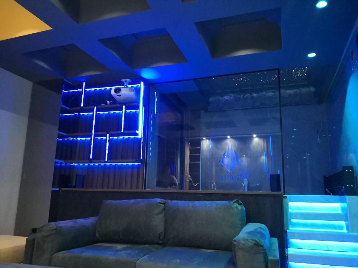 Pentlux - Spa Penthouse In The Heart Of Skopje Bagian luar foto