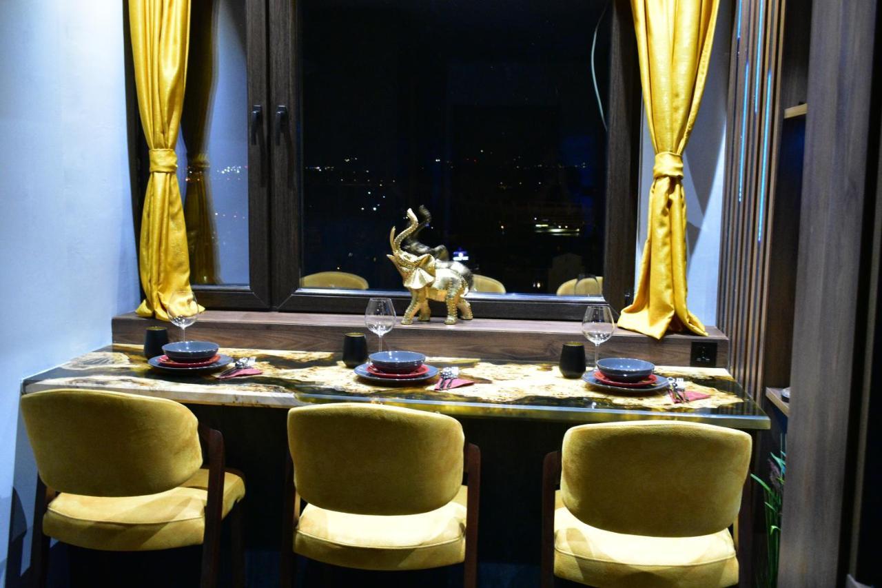 Pentlux - Spa Penthouse In The Heart Of Skopje Bagian luar foto